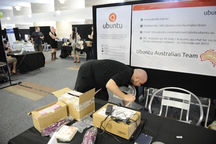 LCA2011-SettingUp-JN.JPG