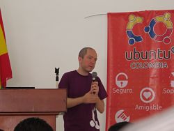 https://wiki.ubuntu.com/ColombianTeam/ReApprovalApplication2014?action=AttachFile&do=get&target=ubuconla5.png